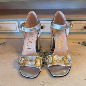 Gucci Metallic Gold Leather Block Heel Sandals with Horsebit Detail